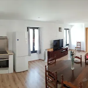 Gengina, Muy Centrico Apartamento